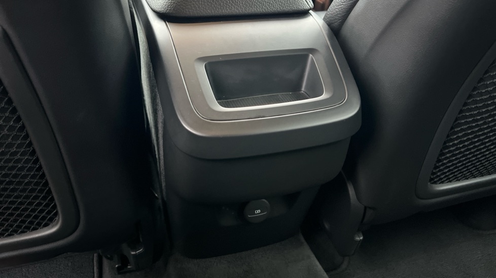 Used Volvo XC60 2022 for sale - 77025500: Photo 43