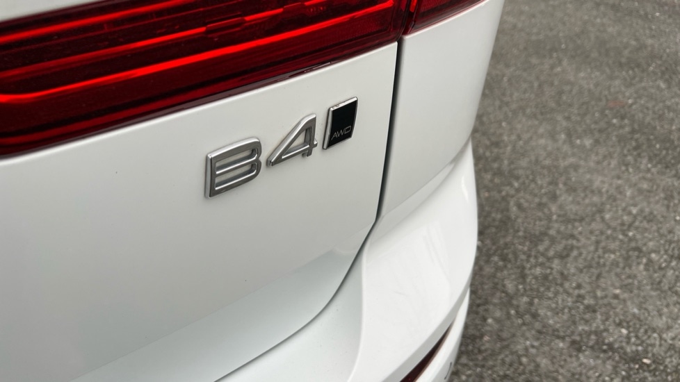 Used Volvo XC60 2022 for sale - 77025500: Photo 45