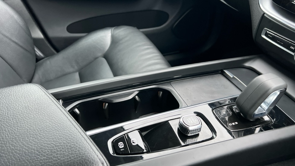 Used Volvo XC60 2022 for sale - 77025500: Photo 58