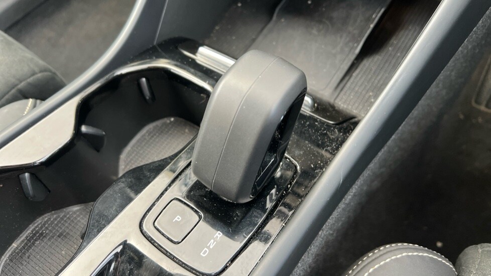 Used Volvo XC40 2023 for sale - 76328262: Photo 14