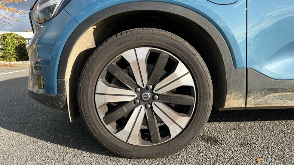 Used Volvo XC40 2023 for sale - 76328262: Photo 25