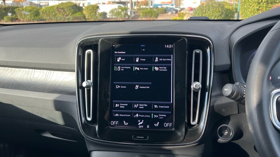 Used Volvo XC40 2023 for sale - 76328262: Photo 38