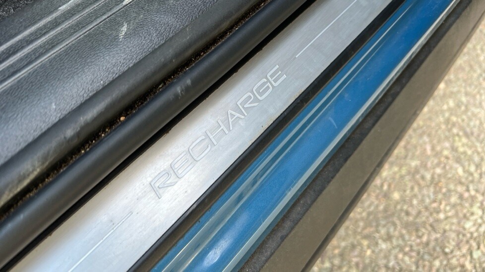 Used Volvo XC40 2023 for sale - 76328262: Photo 41