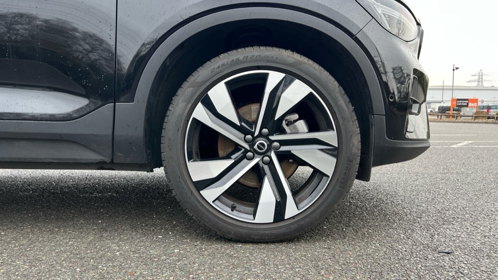 Used Volvo XC40 2024 for sale - 76609641: Photo 16