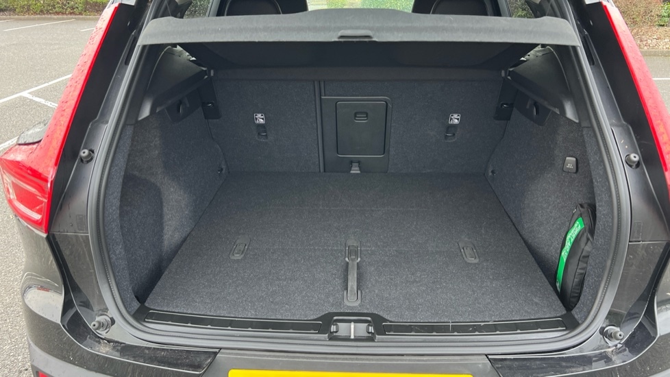 Used Volvo XC40 2024 for sale - 76609641: Photo 17