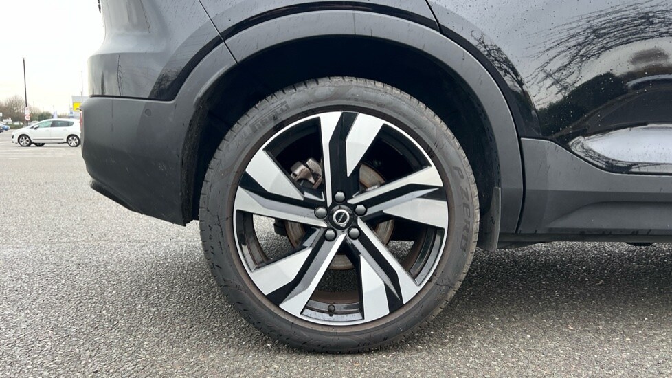 Used Volvo XC40 2024 for sale - 76609641: Photo 24