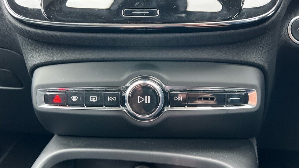 Used Volvo XC40 2024 for sale - 76609641: Photo 49