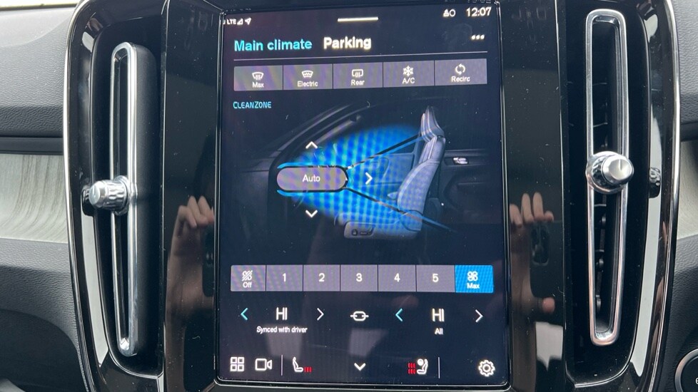 Used Volvo XC40 2024 for sale - 76609641: Photo 51