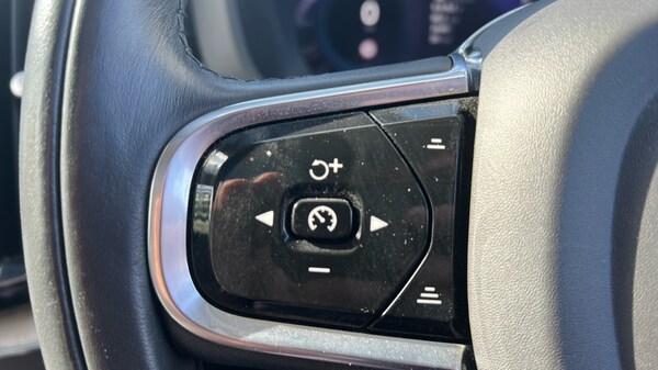 Used Volvo XC60 2022 for sale - 75672076: Photo 18