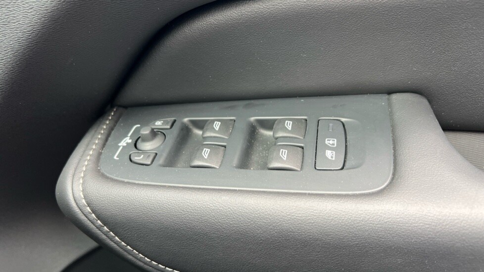 Vehicle 33