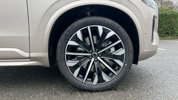 Used Volvo XC90 2025 for sale - 76112264: Photo 16