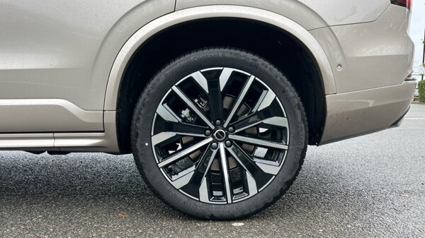 Used Volvo XC90 2025 for sale - 76112264: Photo 26