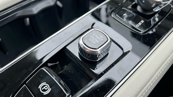 Used Volvo XC90 2025 for sale - 76112264: Photo 28
