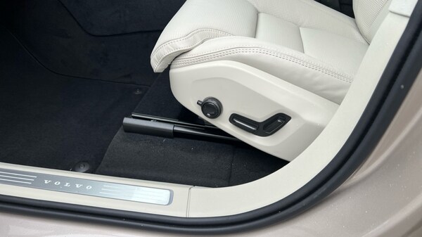 Used Volvo XC90 2025 for sale - 76112264: Photo 31