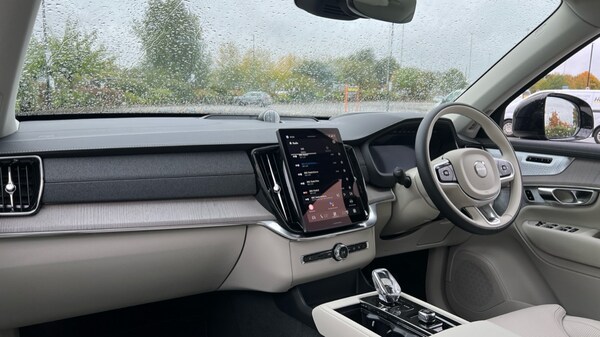 Used Volvo XC90 2025 for sale - 76112264: Photo 4