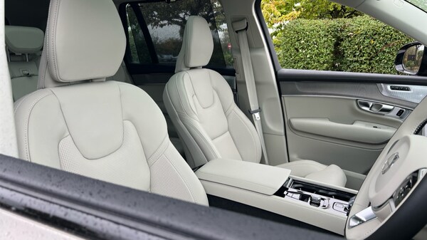 Used Volvo XC90 2025 for sale - 76112264: Photo 9