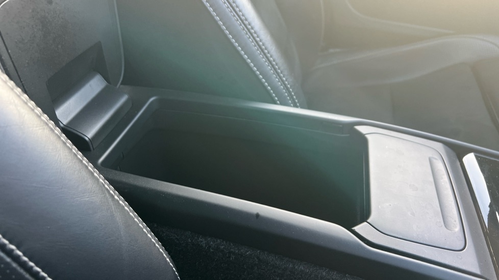 Used Volvo XC40 2018 for sale - 76630090: Photo 52