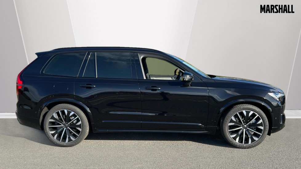 Used Volvo XC90 2025 for sale - 76501558: Photo 3