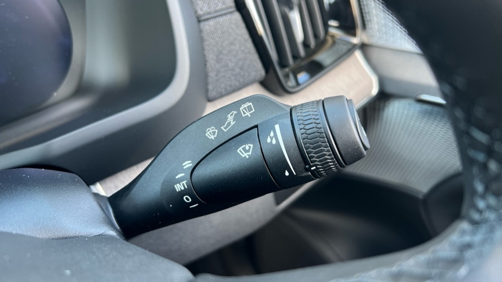 Used Volvo XC90 2025 for sale - 76501558: Photo 30