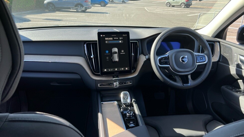 Used Volvo XC60 2025 for sale - 76602981: Photo 21