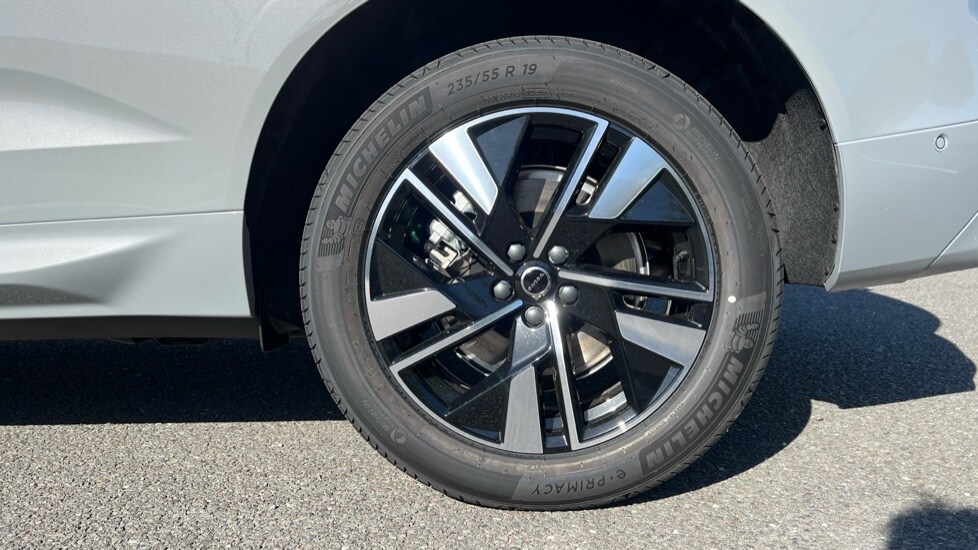 Used Volvo XC60 2025 for sale - 76602981: Photo 26