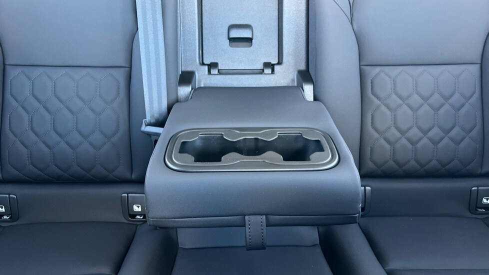 Used Volvo XC60 2025 for sale - 76602981: Photo 31