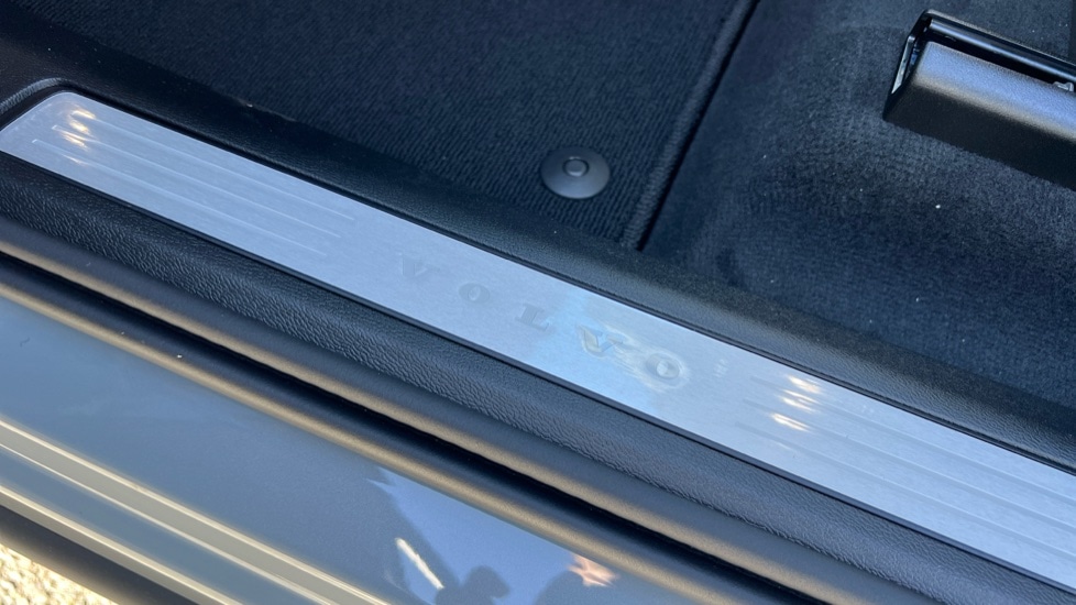 Used Volvo XC60 2025 for sale - 76602981: Photo 41