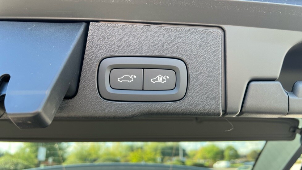 Used Volvo XC60 2025 for sale - 76602981: Photo 53