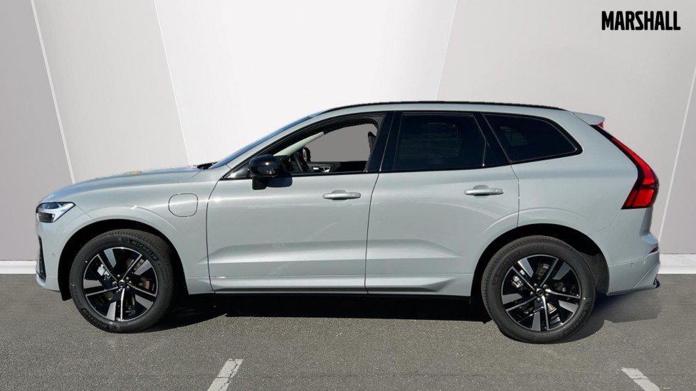 Used Volvo XC60 2025 for sale - 76602981: Photo 8