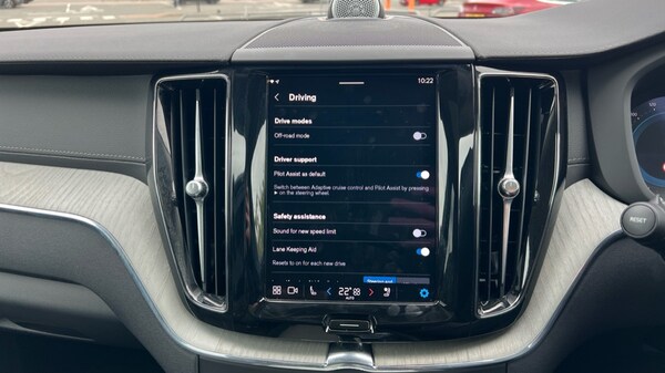 Used Volvo XC60 2024 for sale - 76176371: Photo 41