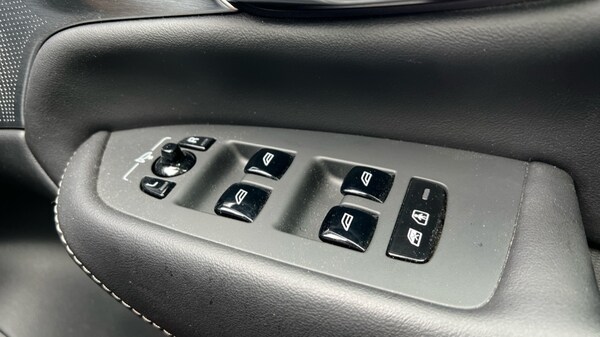 Used Volvo XC90 2023 for sale - 76203790: Photo 32