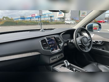 Used Volvo XC90 2023 for sale - 76203790: Photo 4