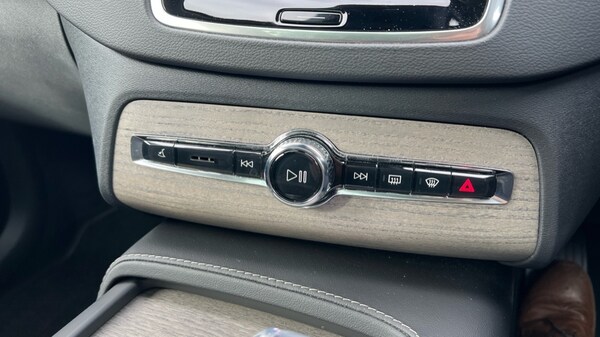 Used Volvo XC90 2023 for sale - 76203790: Photo 67