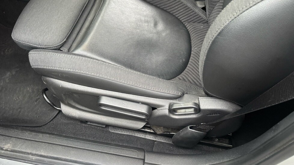 Used MINI Clubman 2018 for sale - 76528912: Photo 32