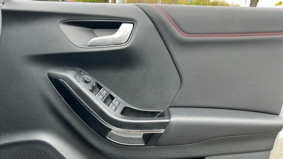 Used Ford Puma 2023 for sale - 76475131: Photo 30