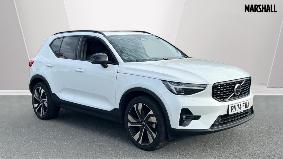 Used Volvo XC40 2025 for sale - 75972405: Photo 1