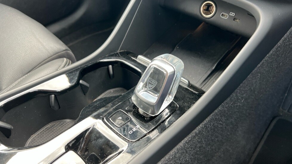 Used Volvo XC40 2025 for sale - 75972405: Photo 14