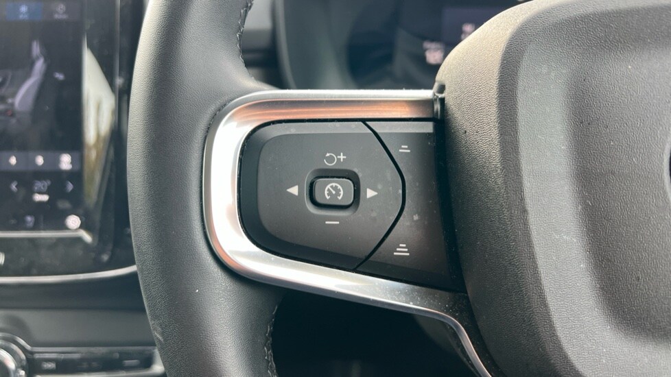 Used Volvo XC40 2025 for sale - 75972405: Photo 18