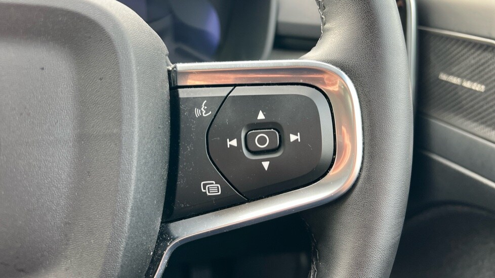 Used Volvo XC40 2025 for sale - 75972405: Photo 19