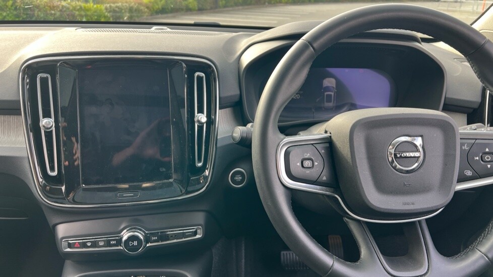 Used Volvo XC40 2025 for sale - 75972405: Photo 22