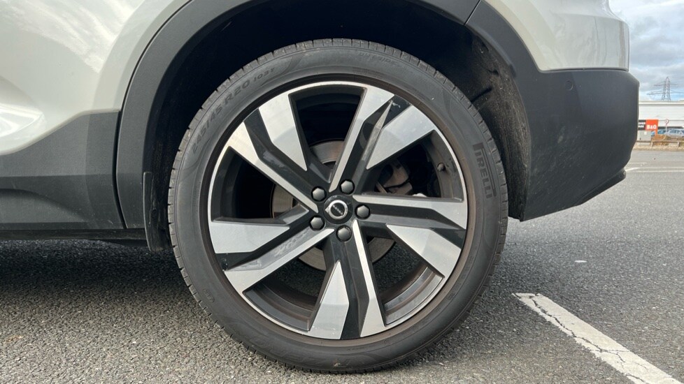 Used Volvo XC40 2025 for sale - 75972405: Photo 26