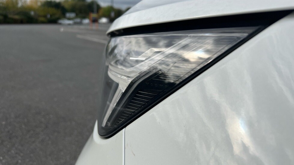 Used Volvo XC40 2025 for sale - 75972405: Photo 53