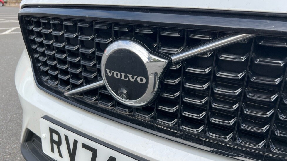 Used Volvo XC40 2025 for sale - 75972405: Photo 56