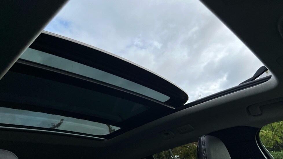 Used Volvo XC40 2025 for sale - 75972405: Photo 65