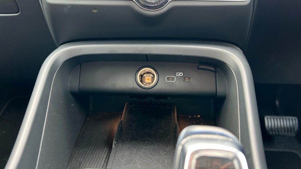 Used Volvo XC40 2025 for sale - 75972405: Photo 69