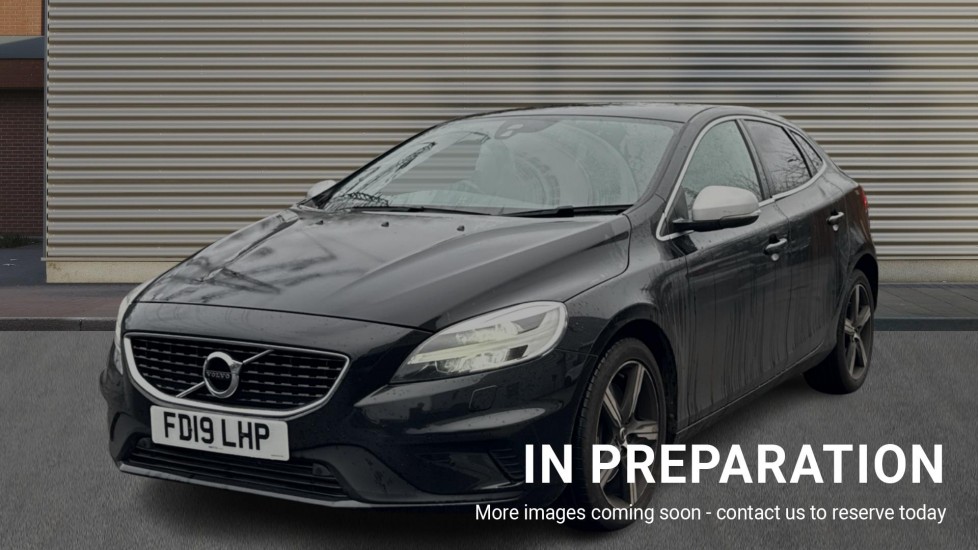Used Volvo V40 2019 for sale - 76977862: Photo 3