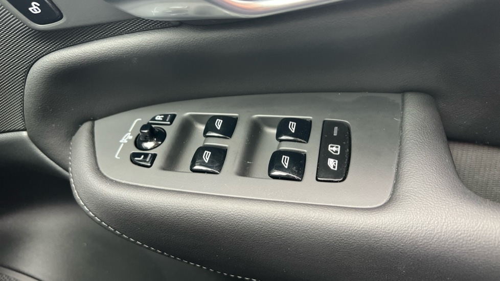 Used Volvo XC90 2022 for sale - 76523489: Photo 32