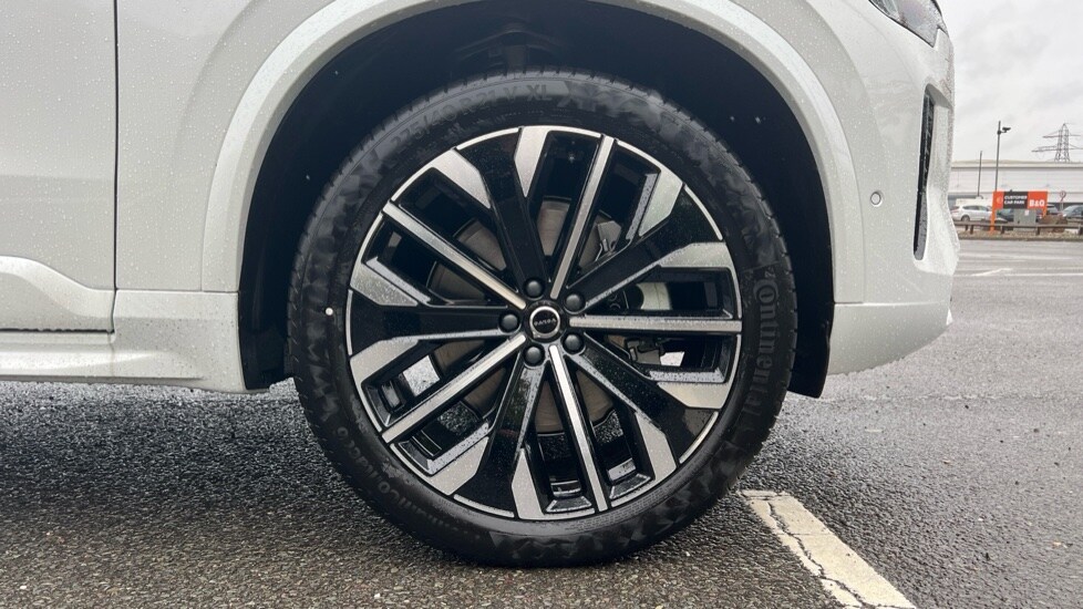 Used Volvo XC90 2025 for sale - 76062204: Photo 16