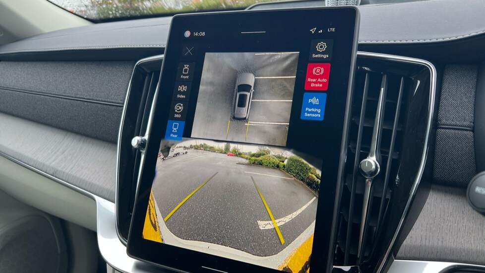 Used Volvo XC90 2025 for sale - 76062204: Photo 35