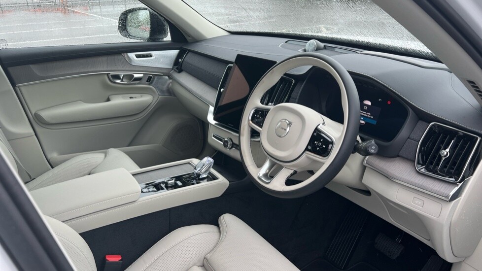 Used Volvo XC90 2025 for sale - 76062204: Photo 5